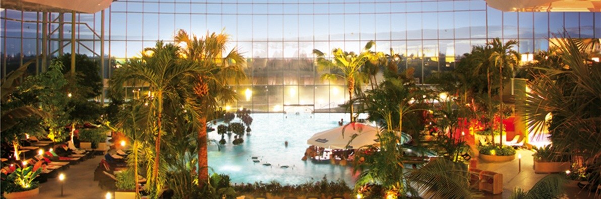 Beauty & Bliss Relaxing Spa, Pamper, Pool, Therme, Sauna