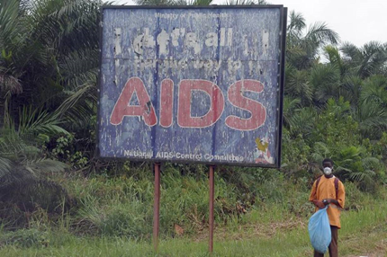 Gay rights groups brave abuse, violence to fight HIV in Cameroon